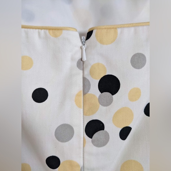 Polka dot dress with yellow shrug - Picture 3 of 3